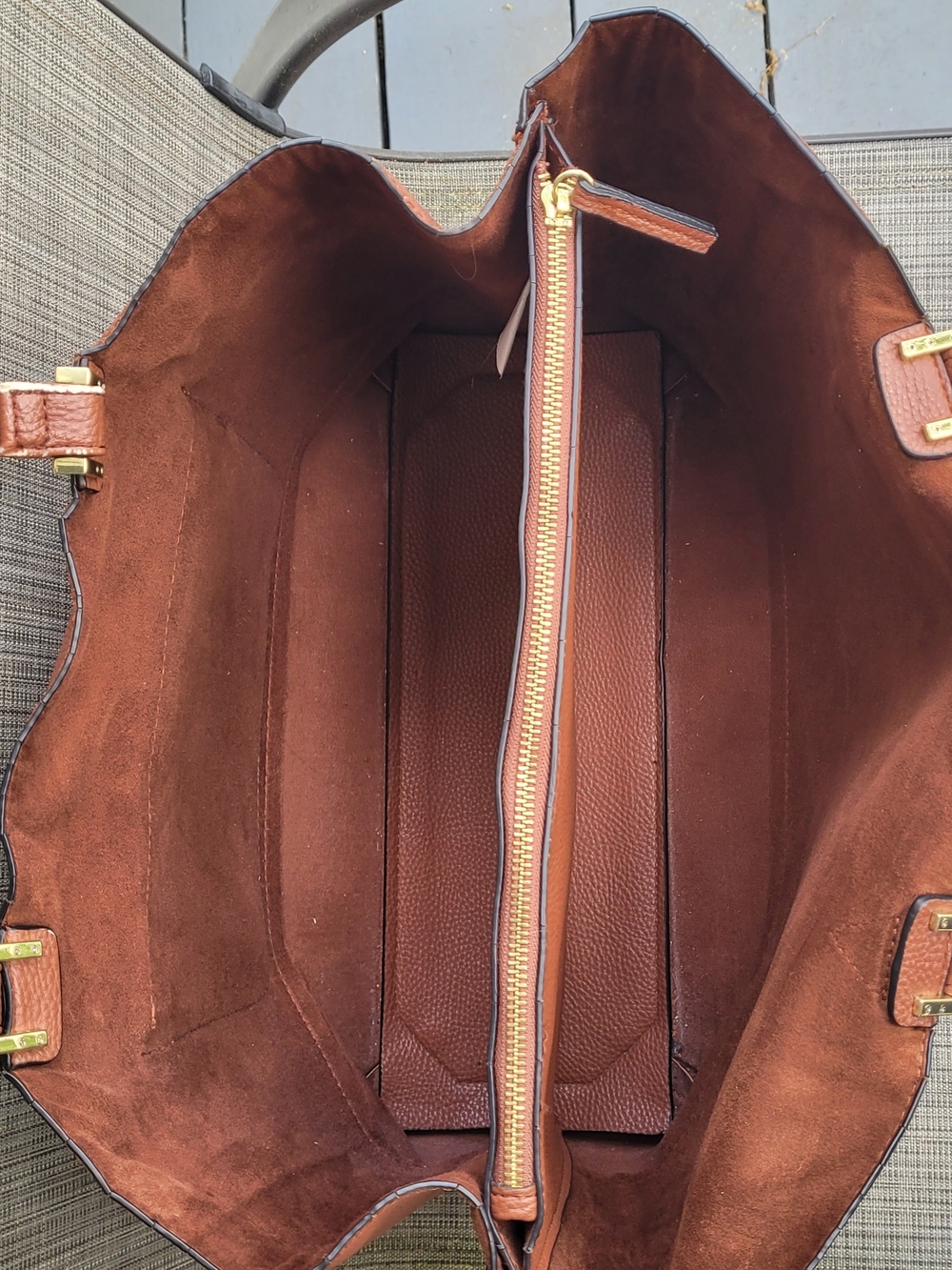Steve Madden Leather Tote with Gold Accents - Women's Handbag - Picture 9 of 9